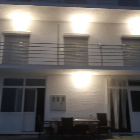 Apartmani Frano Vodice Esterno foto