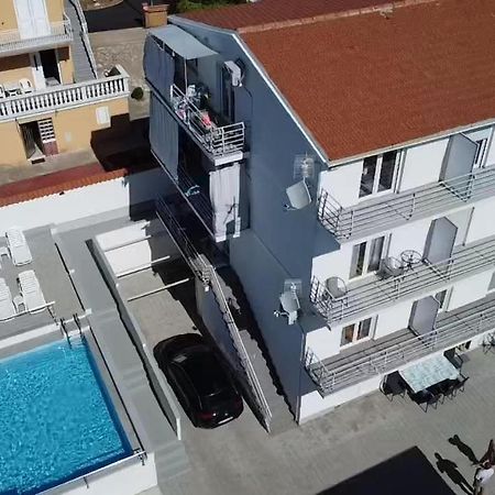 Apartmani Frano Vodice Esterno foto