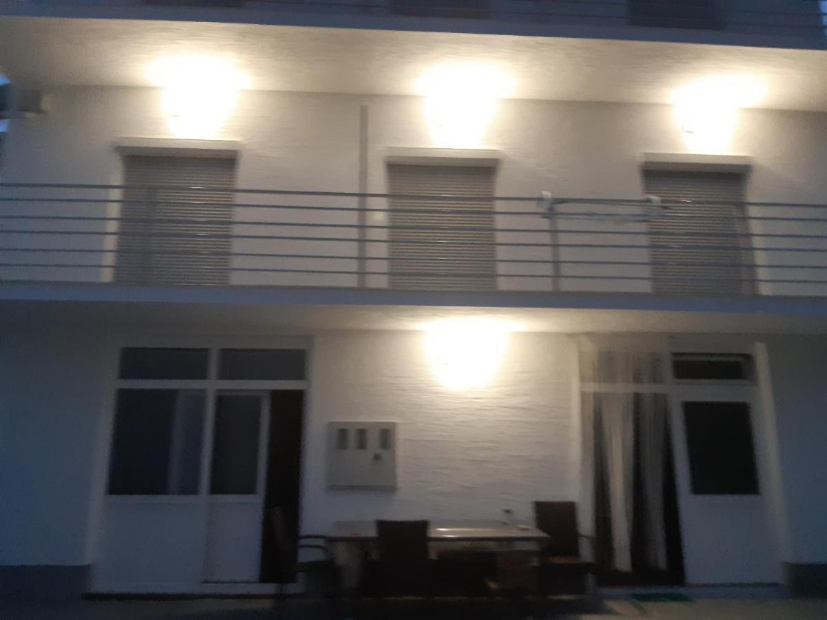 Apartmani Frano Vodice Esterno foto