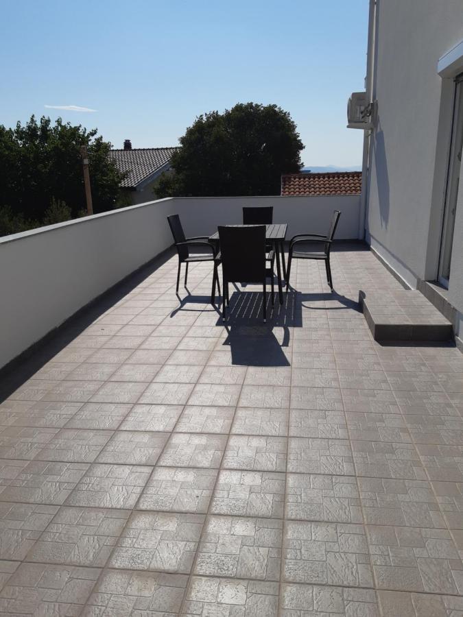 Apartmani Frano Vodice Esterno foto