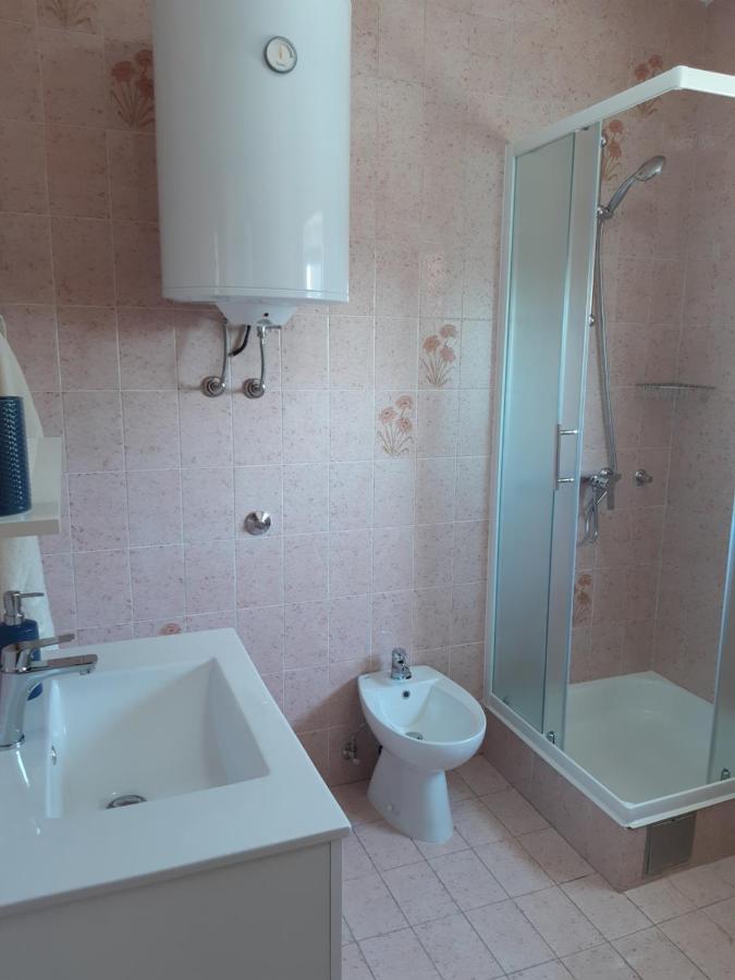 Apartmani Frano Vodice Esterno foto