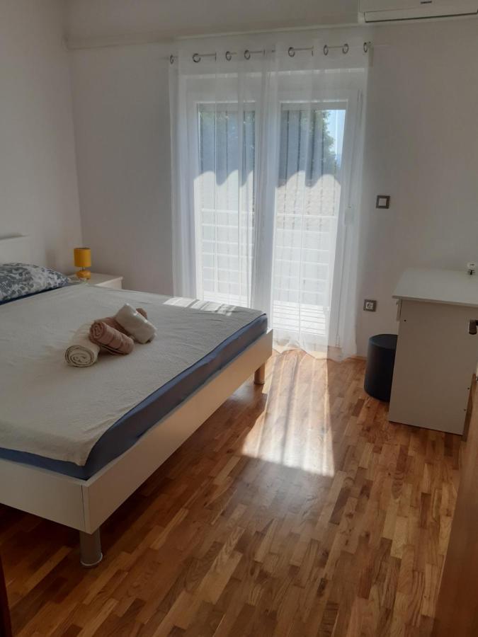 Apartmani Frano Vodice Esterno foto